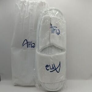 Aria Resort & Casino Las Vegas Logo Open Toe Spa Bath Slippers 9.5 - 11.5 NEW